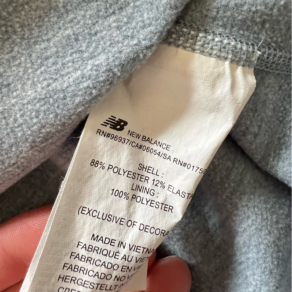New Balance Thermal Running Pullover Hoodie - Picture 2 of 5